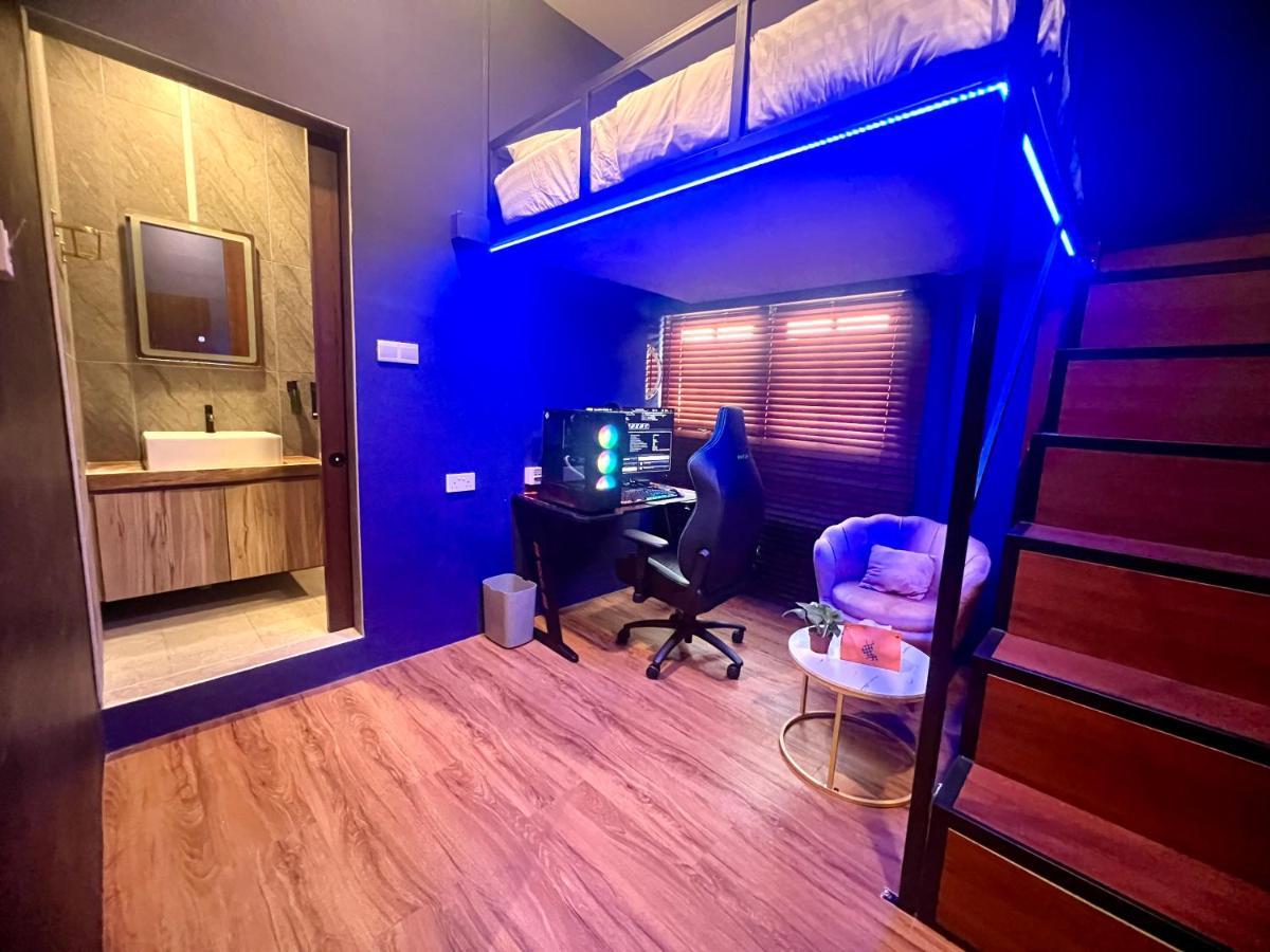 Arena Esports Hotel @ Bugis Village Singapura Luaran gambar
