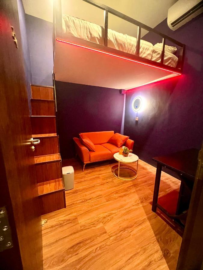 Arena Esports Hotel @ Bugis Village Singapura Luaran gambar