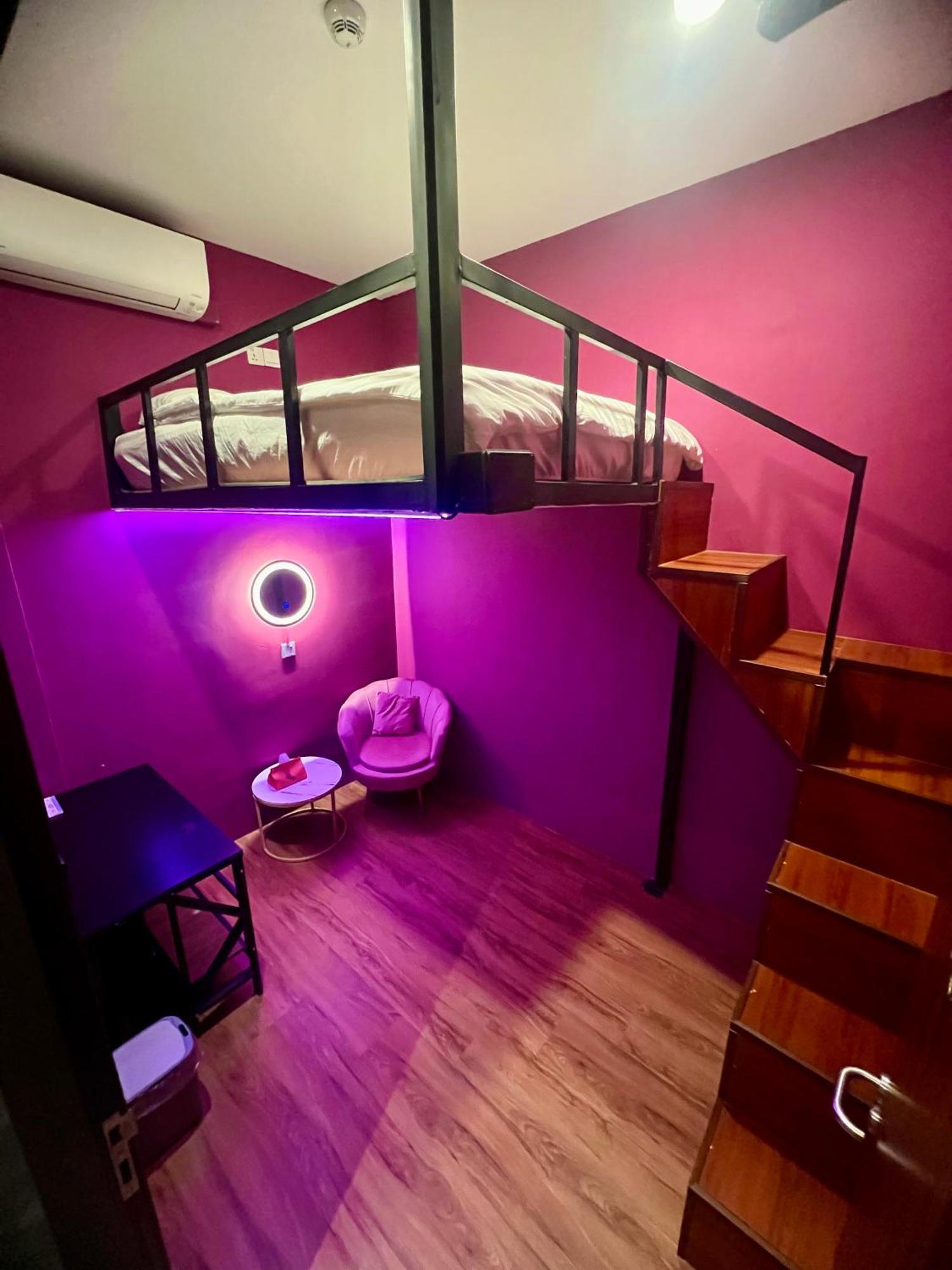 Arena Esports Hotel @ Bugis Village Singapura Luaran gambar